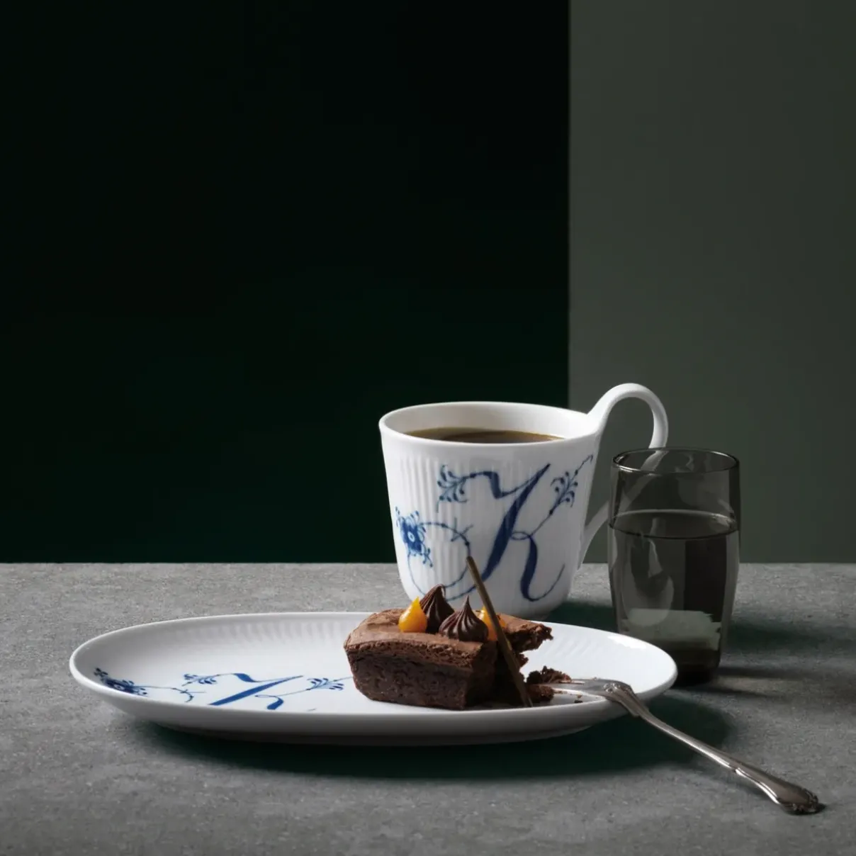 Royal Copenhagen Alfabet Kollektion|Aktiv Asietter*Alfabet olletion asiet, , 23,5 cm K
