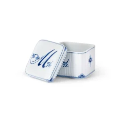 Royal Copenhagen Alfabet Kollektion|Opbevaringskrukker*Alfabet Kollektion firkantet bonbonniere, , 13 cl M
