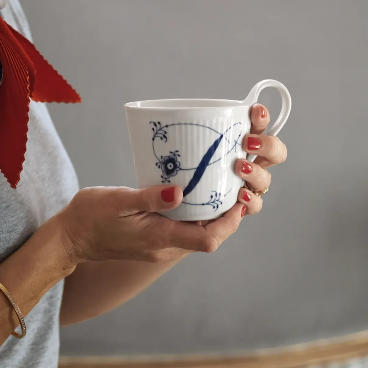 Royal Copenhagen Alfabet Kollektion|Kaffekopper*Afabet Koektion højhankskop, , 33 c L