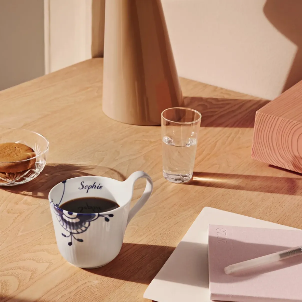Royal Copenhagen Blå Mega Riflet|Kaffekopper*Blå Mega Riflet højhankskop, , 33 cl Bespoke