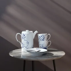 Royal Copenhagen Blå Mega Riflet|Kander*Blå Mega Riflet kande med låg, 1,1 l