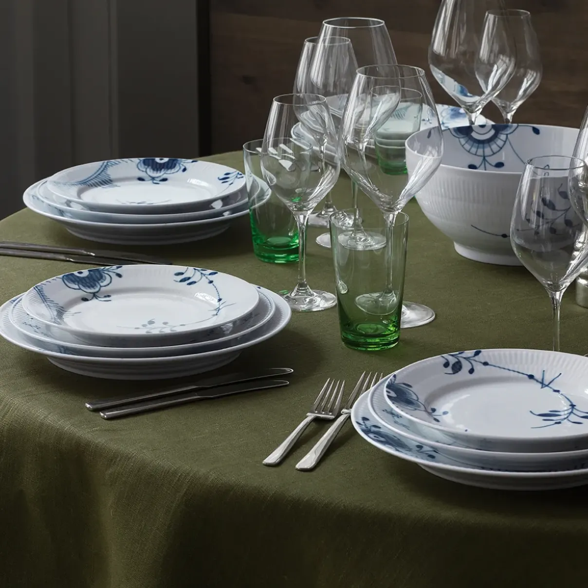 Royal Copenhagen Blå Mega Riflet|Frokost Tallerkener*Blå Mega Riflet tallerken, , 22 cm Dekoration 2