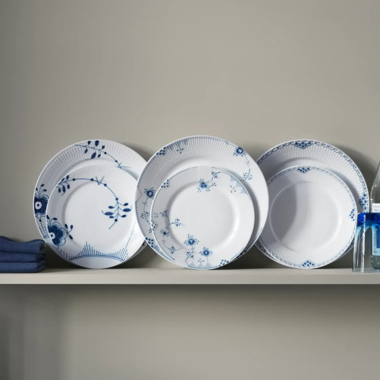Royal Copenhagen Blå Mega Riflet|Middagstallerkener*Blå Mega Riflet tallerken, dekoration 2, 27 cm, 2 stk.