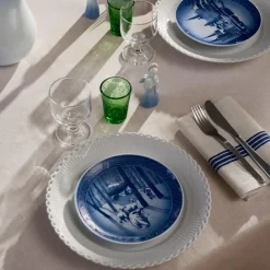 Royal Copenhagen Blå Samlerartikler|Blå Samlerartikler*Blå Samlerartikler engel , 9,5 cm Med salmebog