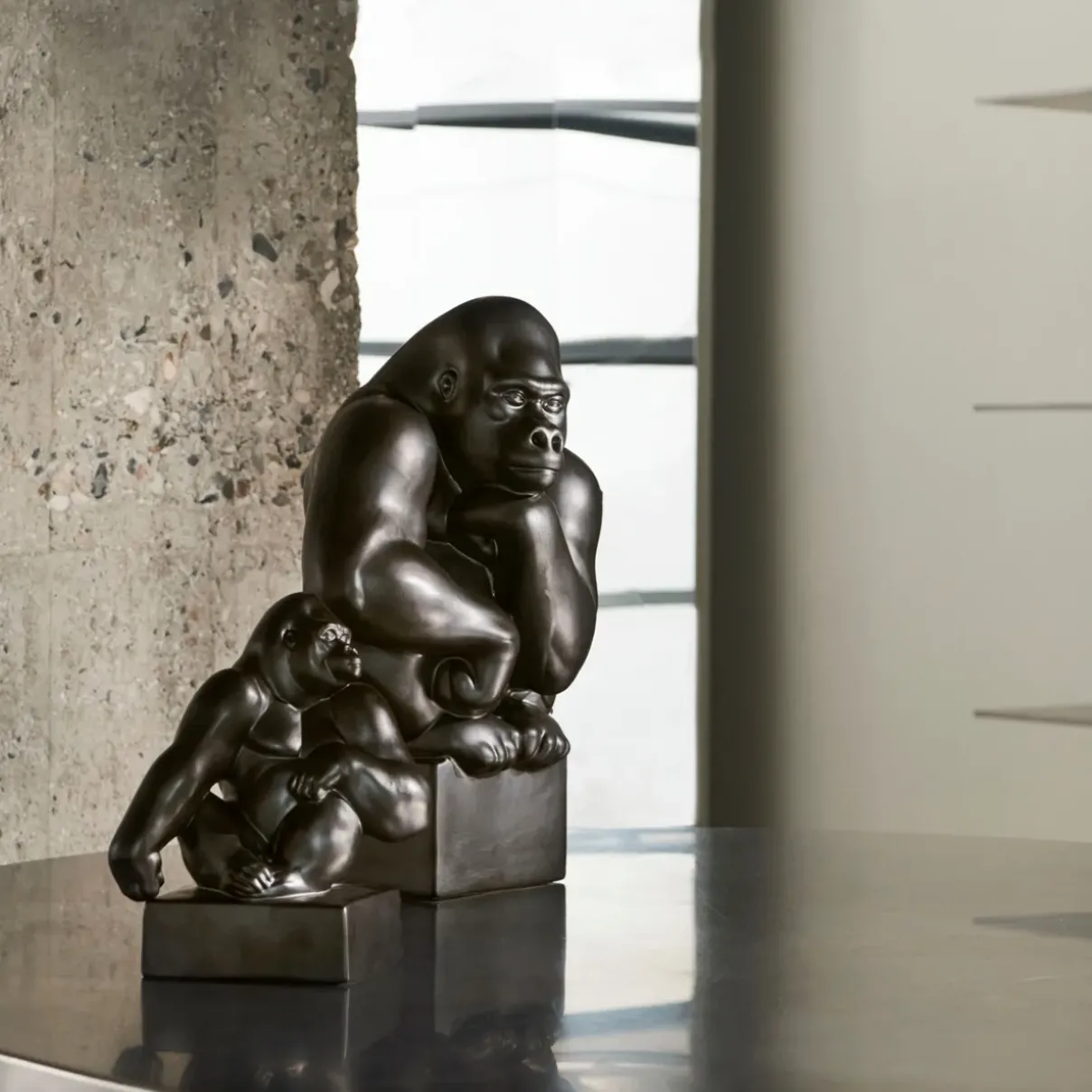 Royal Copenhagen Home Décor|Skulpturer Og Figurer*Figurer gorilla med hovedet hvilende på hånden, 40 cm