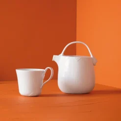 Royal Copenhagen Hvid Elements|Kaffekopper*Hvid Elements højhankskop, 35 cl