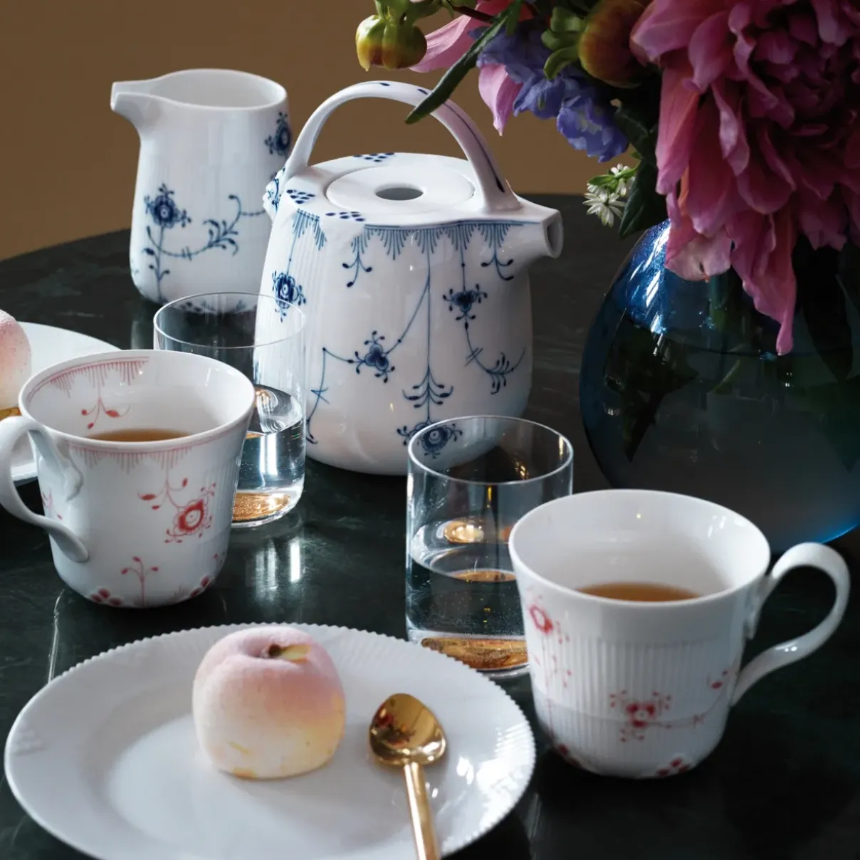 Royal Copenhagen Hvid Elements|Desserttallerkener*Hvid Elements tallerken, 19 cm