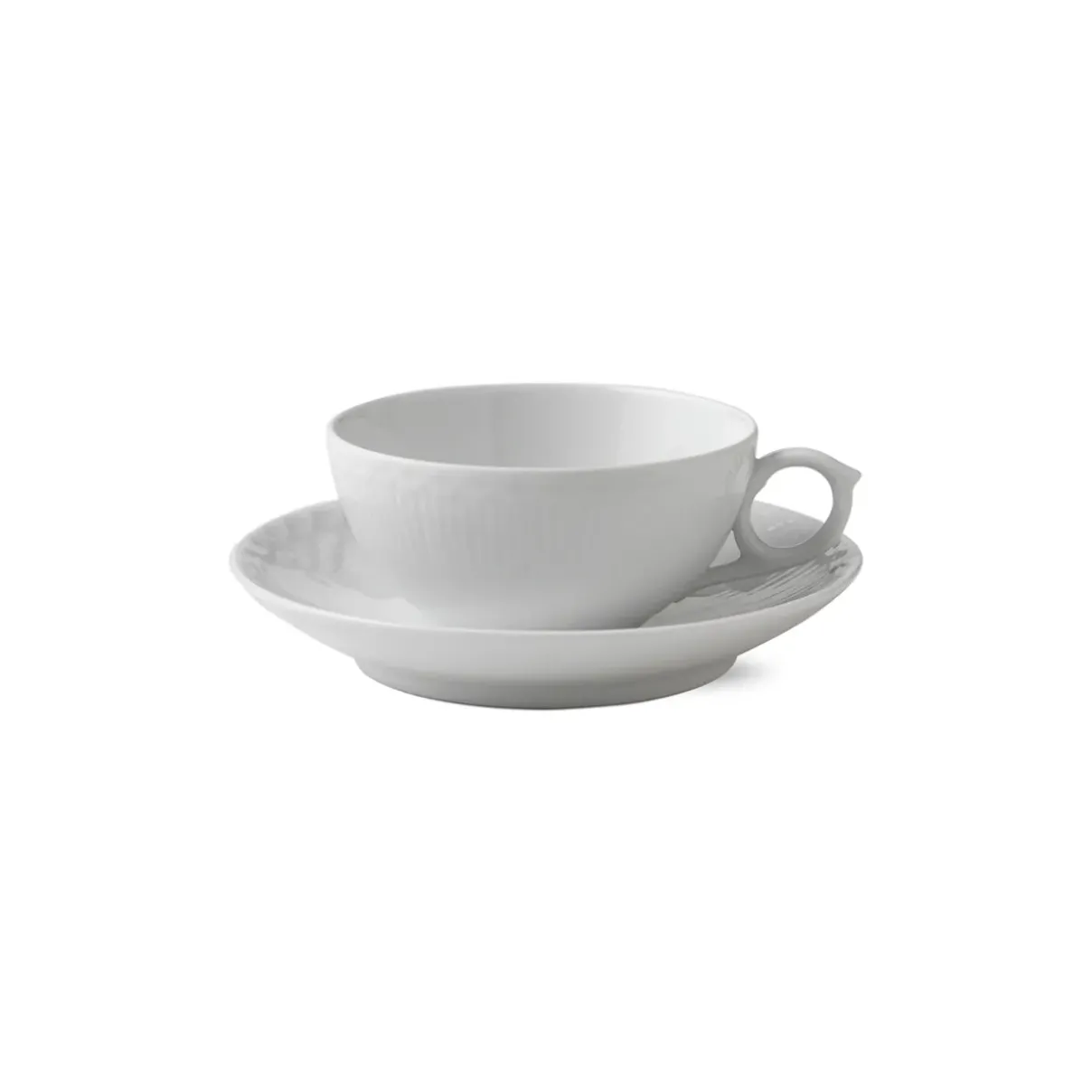 Royal Copenhagen Hvid Halvblonde|Tekopper*Hvid Riflet Halvblonde kop og underkop, 20 cl
