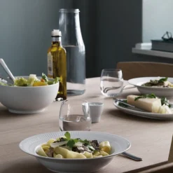 Royal Copenhagen Hvid Riflet|Salatskåle*Hvid Riflet skål, 310 cl