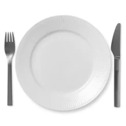 Royal Copenhagen Hvid Riflet|Frokost Tallerkener*Hvid Riflet tallerken, 22 cm