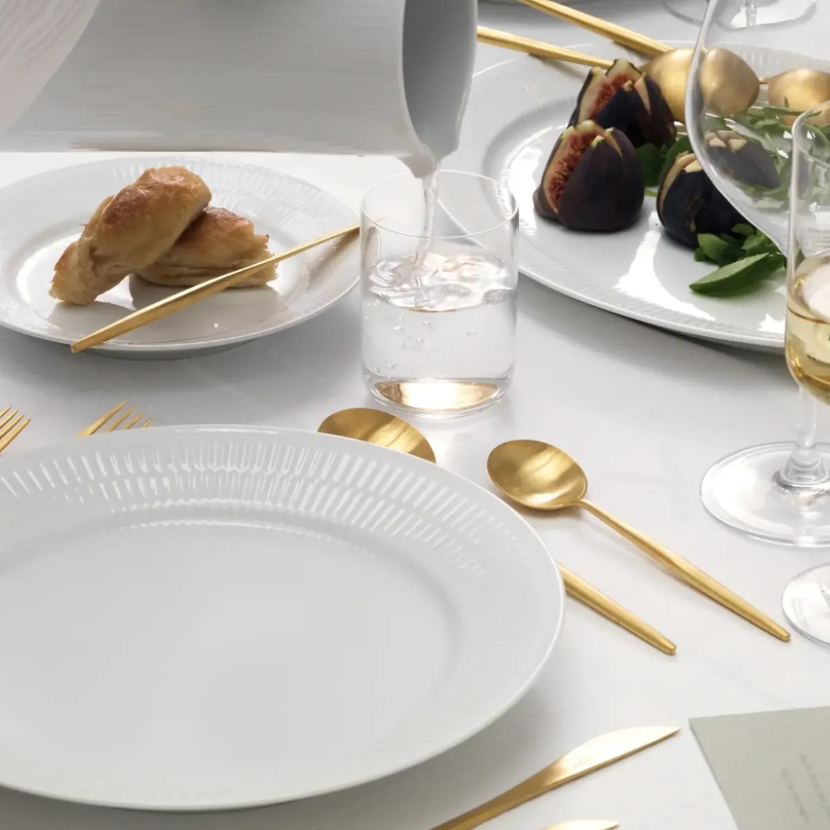 Royal Copenhagen Hvid Riflet|Middagstallerkener*Hvid Riflet tallerken, 27 cm