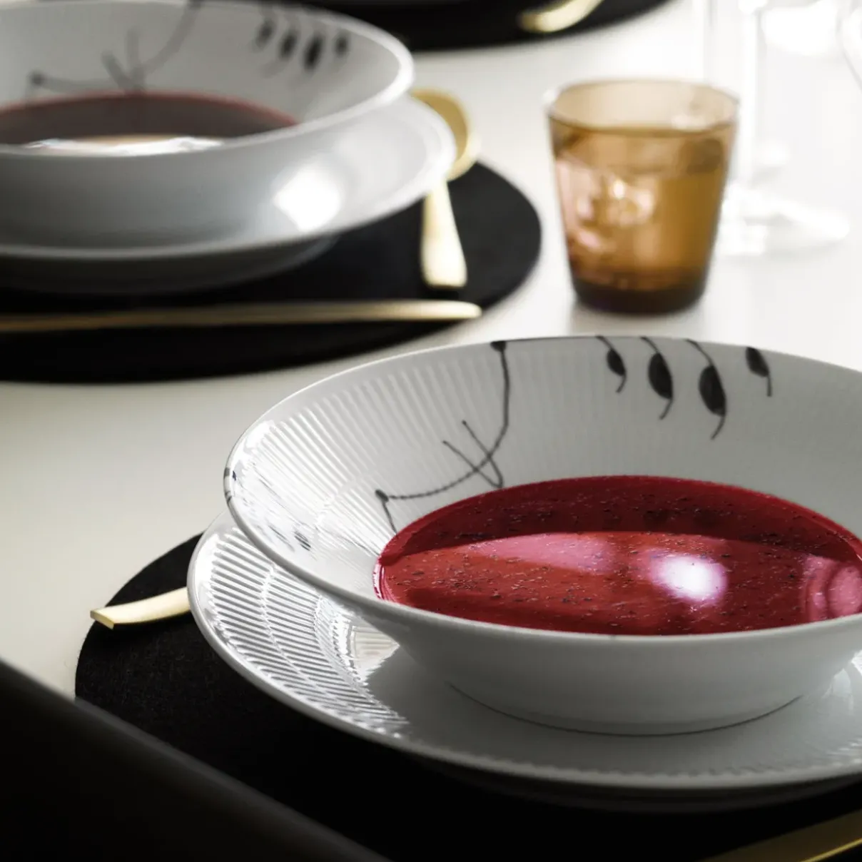 Royal Copenhagen Hvid Riflet|Middagstallerkener*Hvid Riflet tallerken, 27 cm