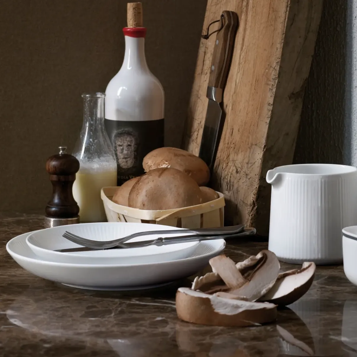 Royal Copenhagen Hvid Riflet|Frokost Tallerkener*Hvid Riflet tallerken coupe, 20 cm