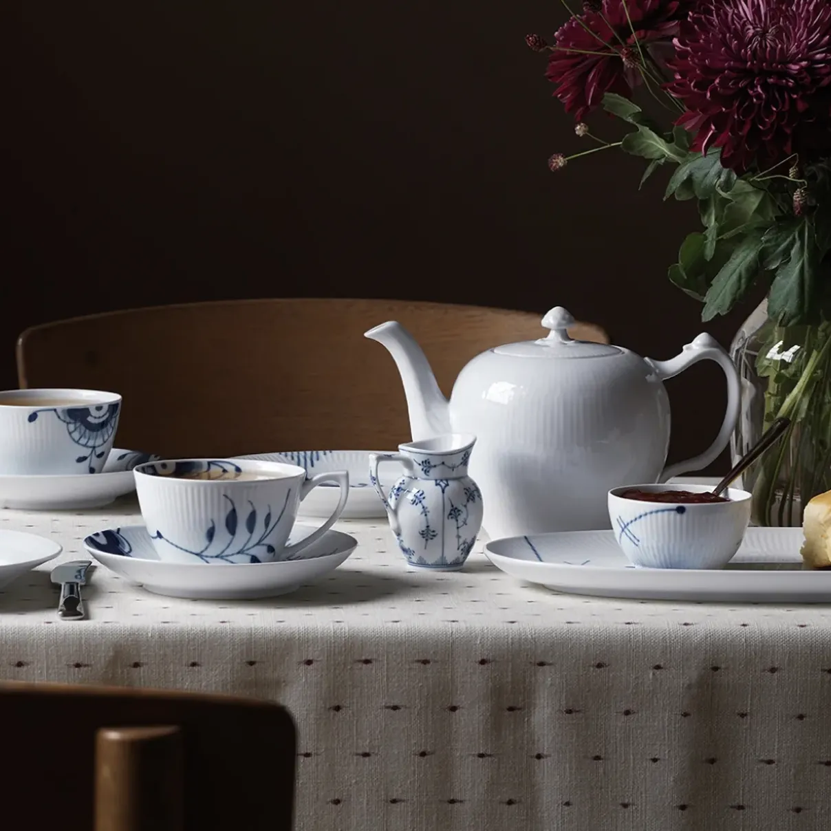 Royal Copenhagen Hvid Riflet|Kander*Hvid Riflet tekande, 100 cl