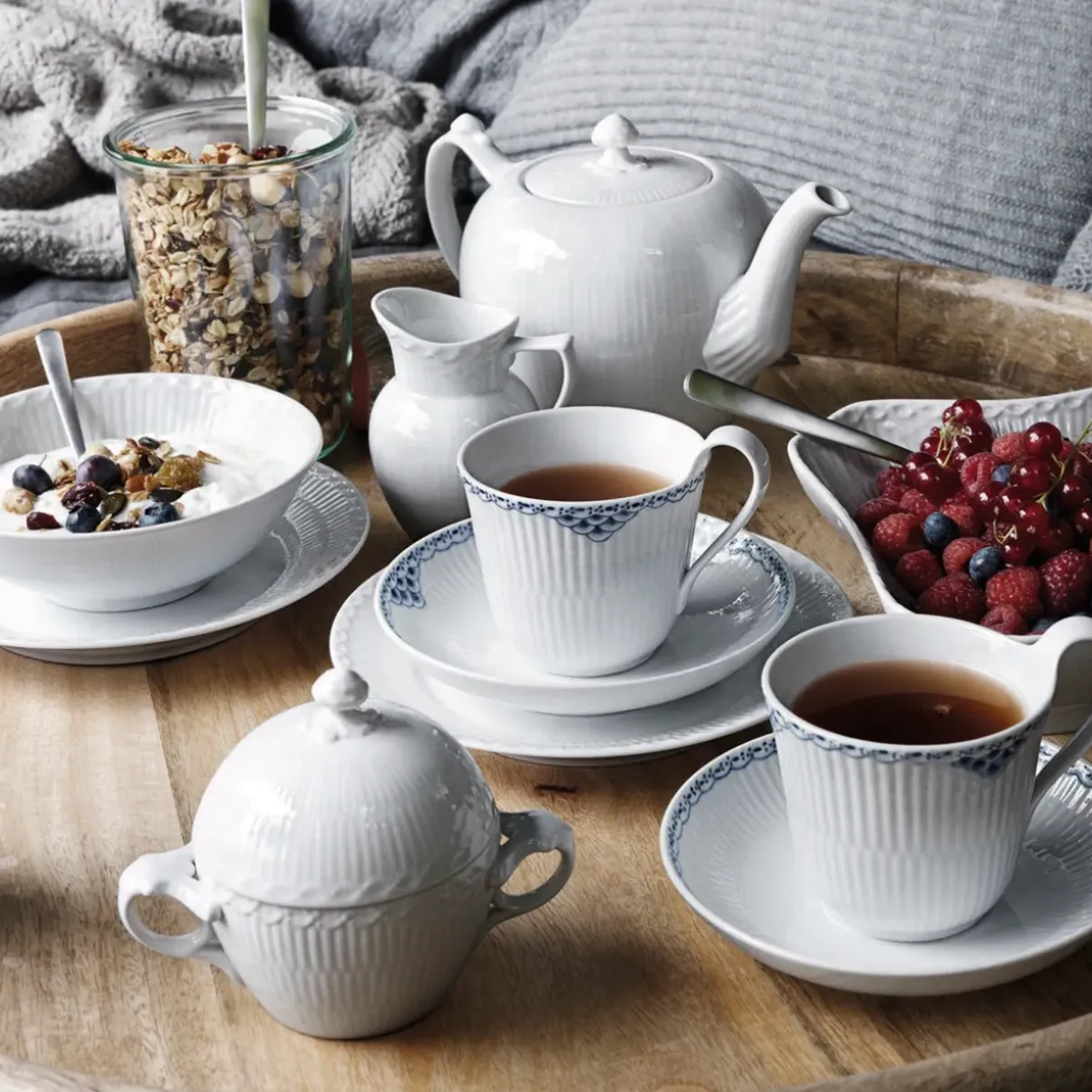 Royal Copenhagen Hvid Riflet|Kander*Hvid Riflet tekande, 100 cl