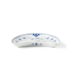 Royal Copenhagen Musselmalet Halvblonde|Fade*Musselmalet Halvblonde halvmåneformet fad, 22 cm