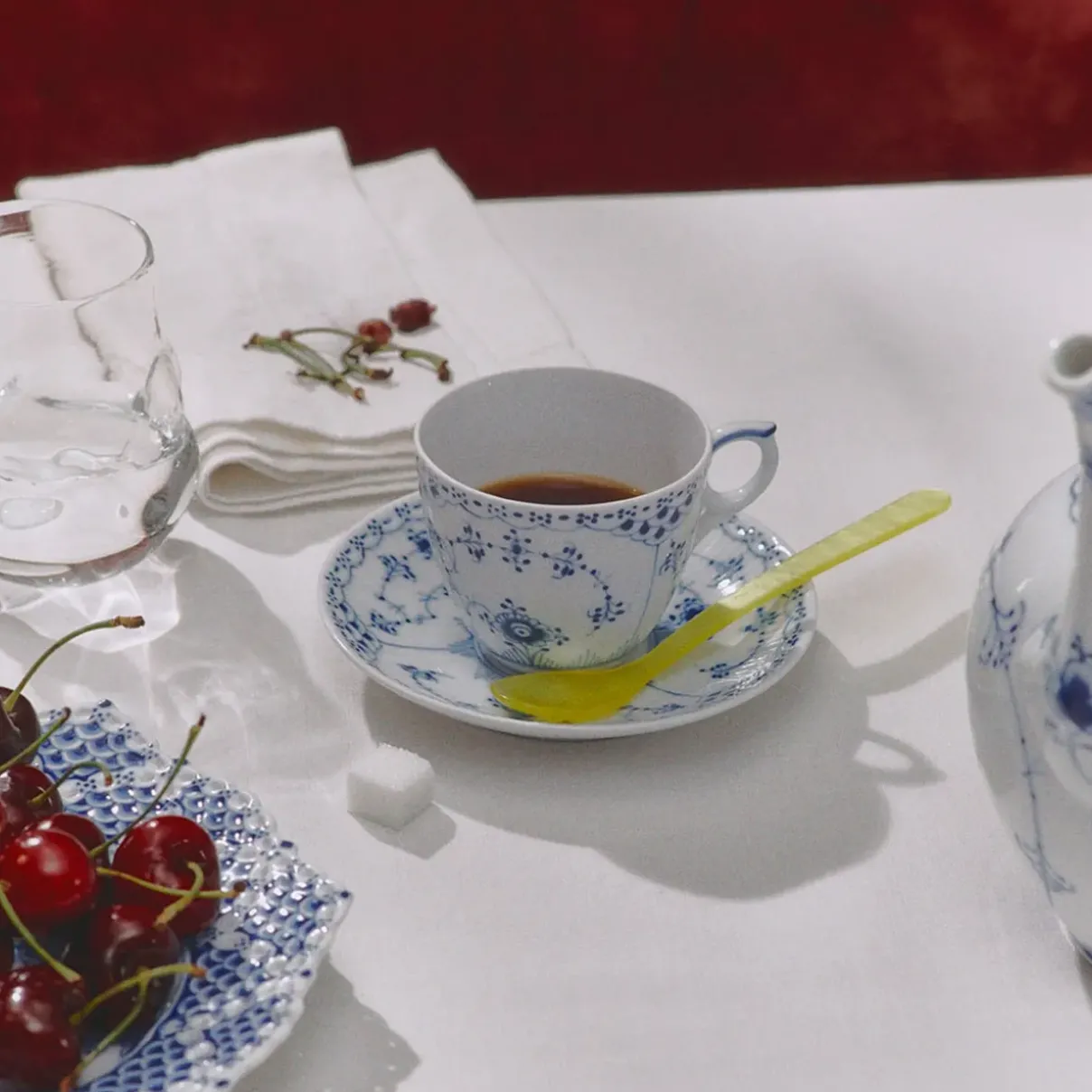 Royal Copenhagen Musselmalet Halvblonde|Kaffekopper*Musselmalet Halvblonde kop og underkop, 17 cl