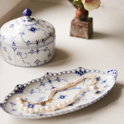 Royal Copenhagen Eksklusive Steldele|Musselmalet Helblonde*Musselmalet Helblonde asiet, 24,5 cm