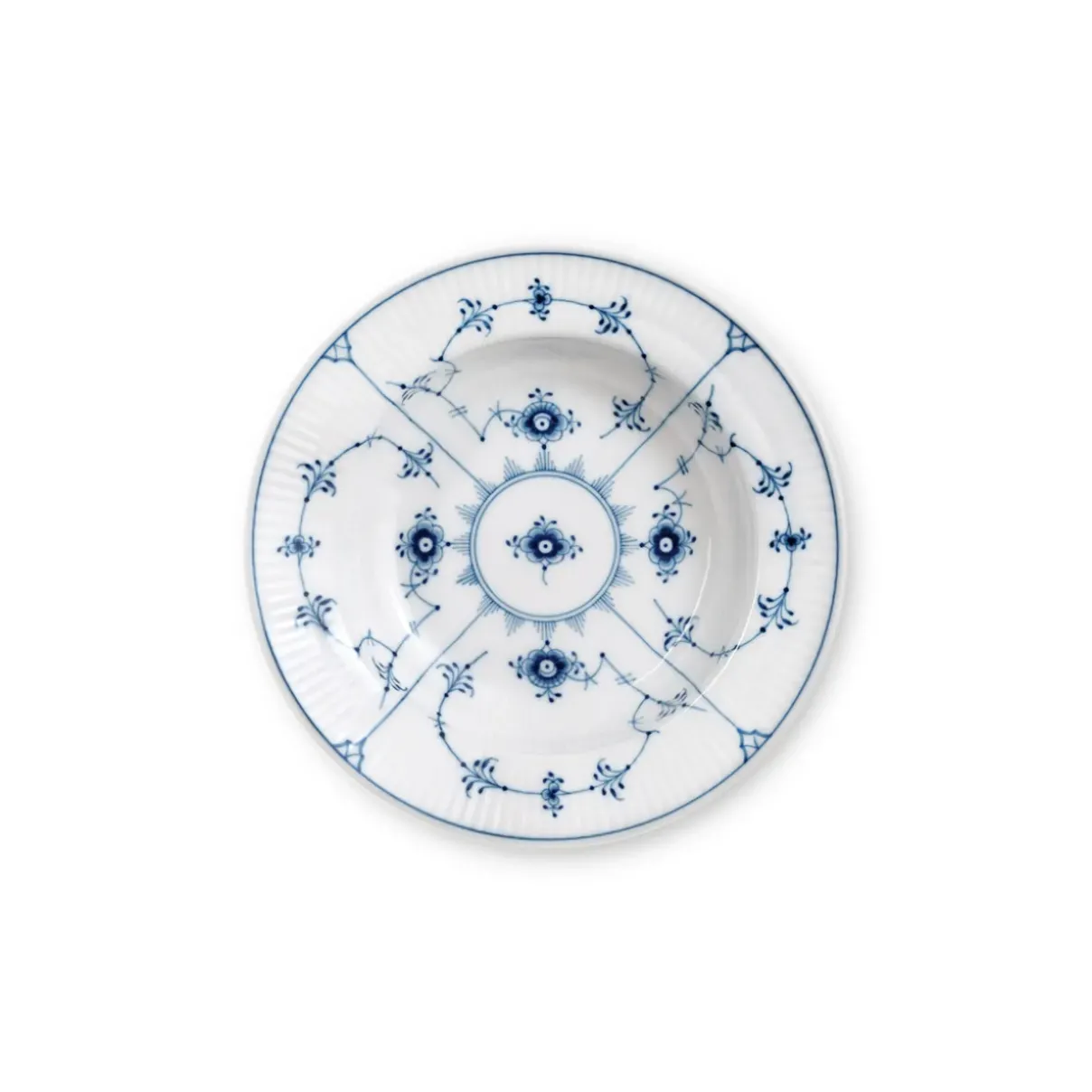 Royal Copenhagen Eksklusive Steldele|Musselmalet Riflet*Musselmalet Riflet dyb tallerken, 17 cm