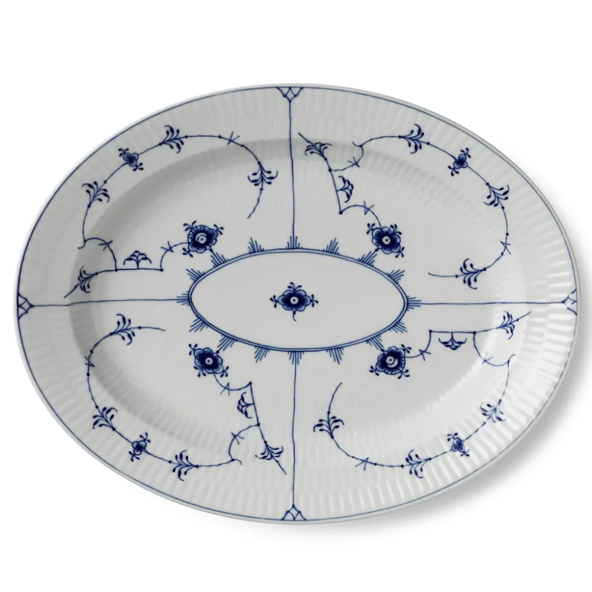 Royal Copenhagen Eksklusive Steldele|Musselmalet Riflet*Musselmalet Riflet fad, 30,5 cm