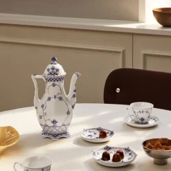 Royal Copenhagen Eksklusive Steldele|Musselmalet Riflet*Musselmalet Riflet kop og underkop, 24 cl