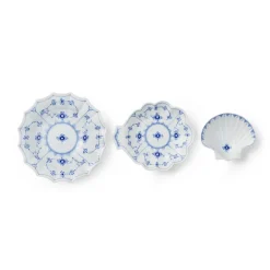 Royal Copenhagen Eksklusive Steldele|Musselmalet Riflet*Musselmalet Riflet serveringssæt, 17,5 cm, 15,5 cm, 10,5 cm, 3 stk.