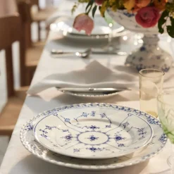 Royal Copenhagen Eksklusive Steldele|Musselmalet Riflet*Musselmalet Riflet tallerken, 19 cm