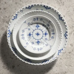 Royal Copenhagen Eksklusive Steldele|Musselmalet Riflet*Musselmalet Riflet tallerken, 17 cm