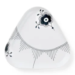 Royal Copenhagen Sort Mega Riflet|Snackskåle*serveringssæt, 24,5 cm, 4 stk. Sort Mega Riflet
