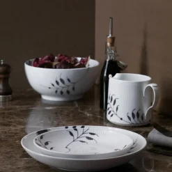 Royal Copenhagen Sort Mega Riflet|Salatskåle*Sort Mega Riflet skål, 310 cl