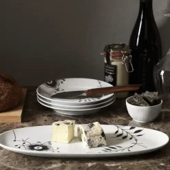 Royal Copenhagen Sort Mega Riflet|Desserttallerkener*Sort Mega Riflet tallerken, decoration 2, 19 cm