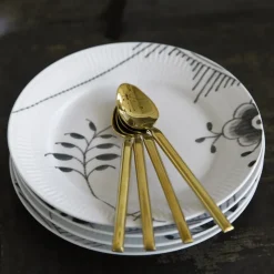 Royal Copenhagen Sort Mega Riflet|Desserttallerkener*Sort Mega Riflet tallerken, decoration 2, 19 cm