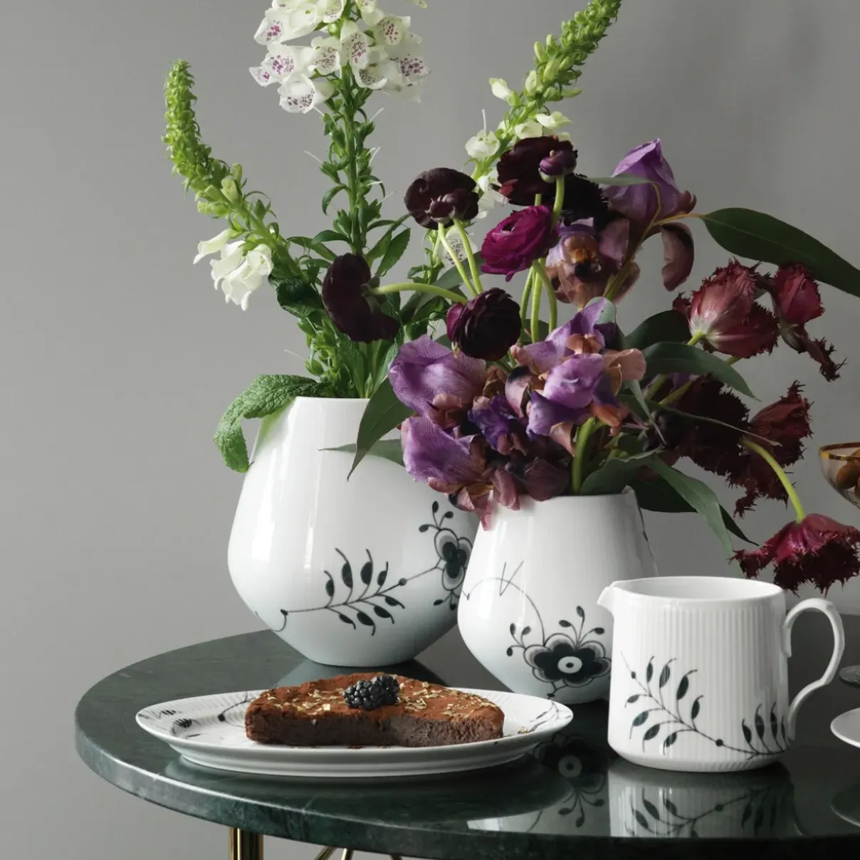 Royal Copenhagen Sort Mega Riflet|Home Décor*Sort Mega Riflet vase, 15 cm