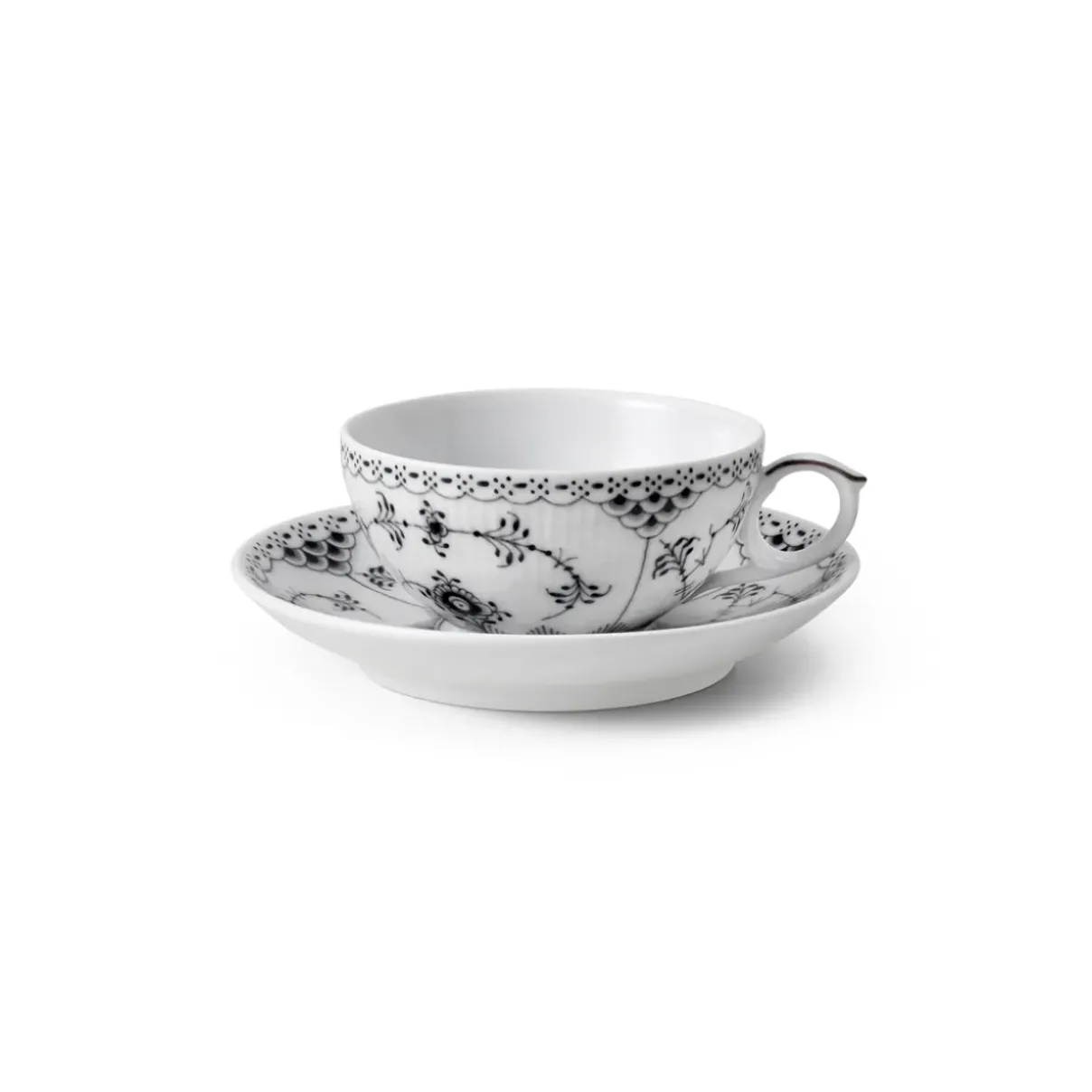 Royal Copenhagen Eksklusive Steldele|Sort Musselmalet Halvblonde*Sort Musselmalet Halvblonde kop med underkop 20 cl