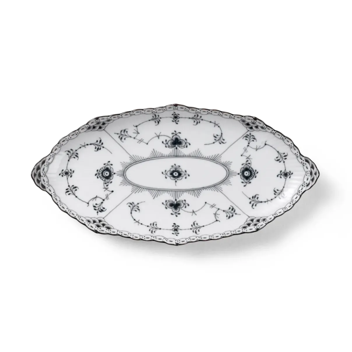 Royal Copenhagen Eksklusive Steldele|Sort Musselmalet Halvblonde*Sort Musselmalet Halvblonde asiet, 24,5 cm