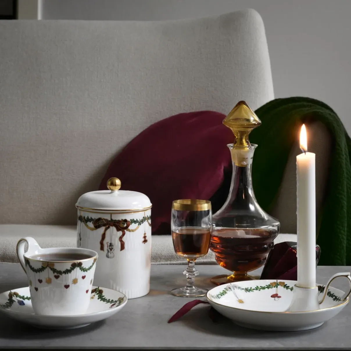 Royal Copenhagen Stjerne Riflet Jul|Lysestager*Stjerne Riflet Jul lysestage, 17,5 cm