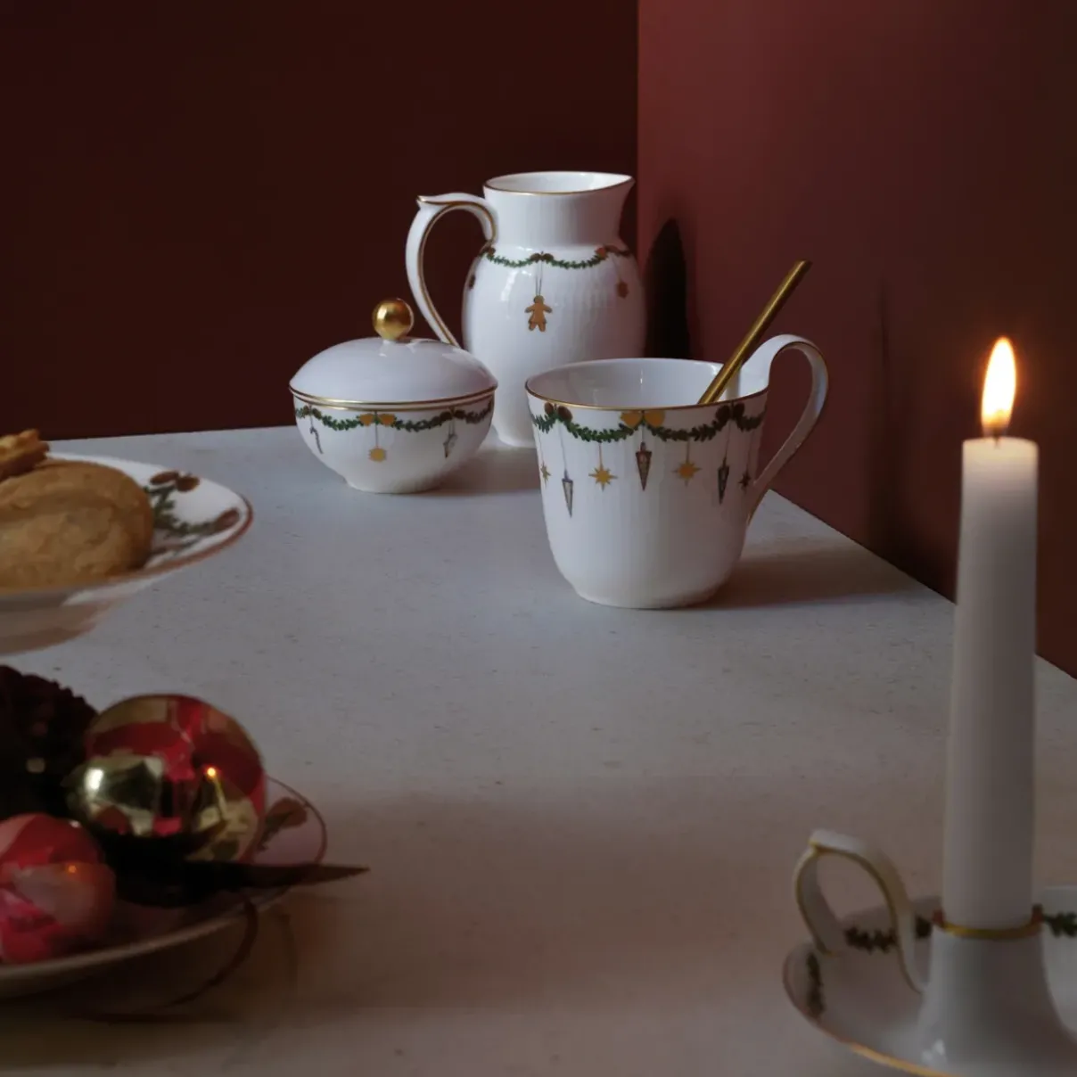 Royal Copenhagen Stjerne Riflet Jul|Kander*Stjerne Riflet Jul mælkekande, 39 cl