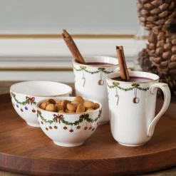 Royal Copenhagen Stjerne Riflet Jul|Snackskåle*Stjerne Riflet Jul skål, 30 cl, 2 stk.