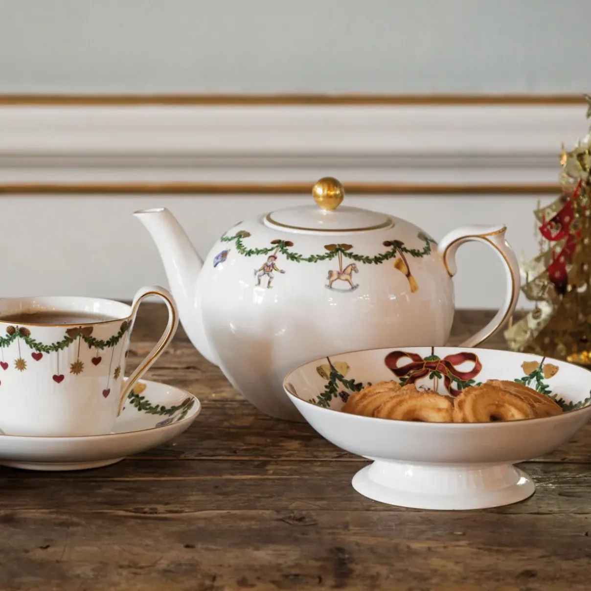 Royal Copenhagen Stjerne Riflet Jul|Kander*Stjerne Riflet Jul tekande, 140 cl
